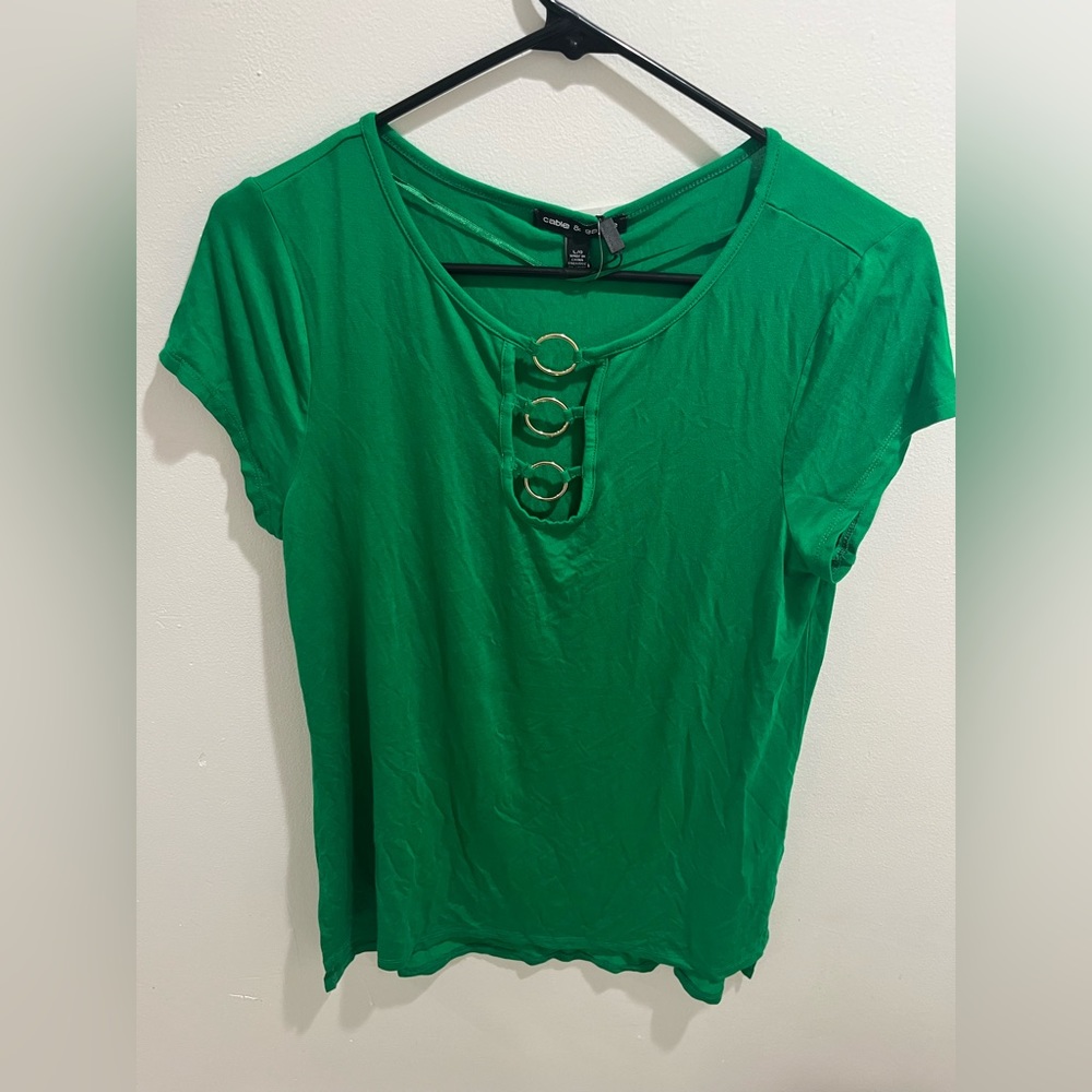 Cable&gauge green blouse with gold rings